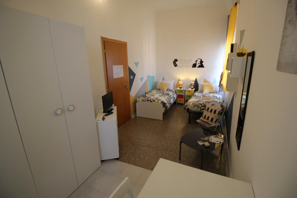 Bed 'N Books Bed & Breakfast Sassari エクステリア 写真