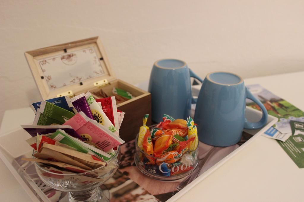 Bed 'N Books Bed & Breakfast Sassari エクステリア 写真